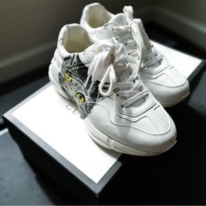 Gucci Women's White Rhyton Mystic Cat Leather Sneakers Size 36.5